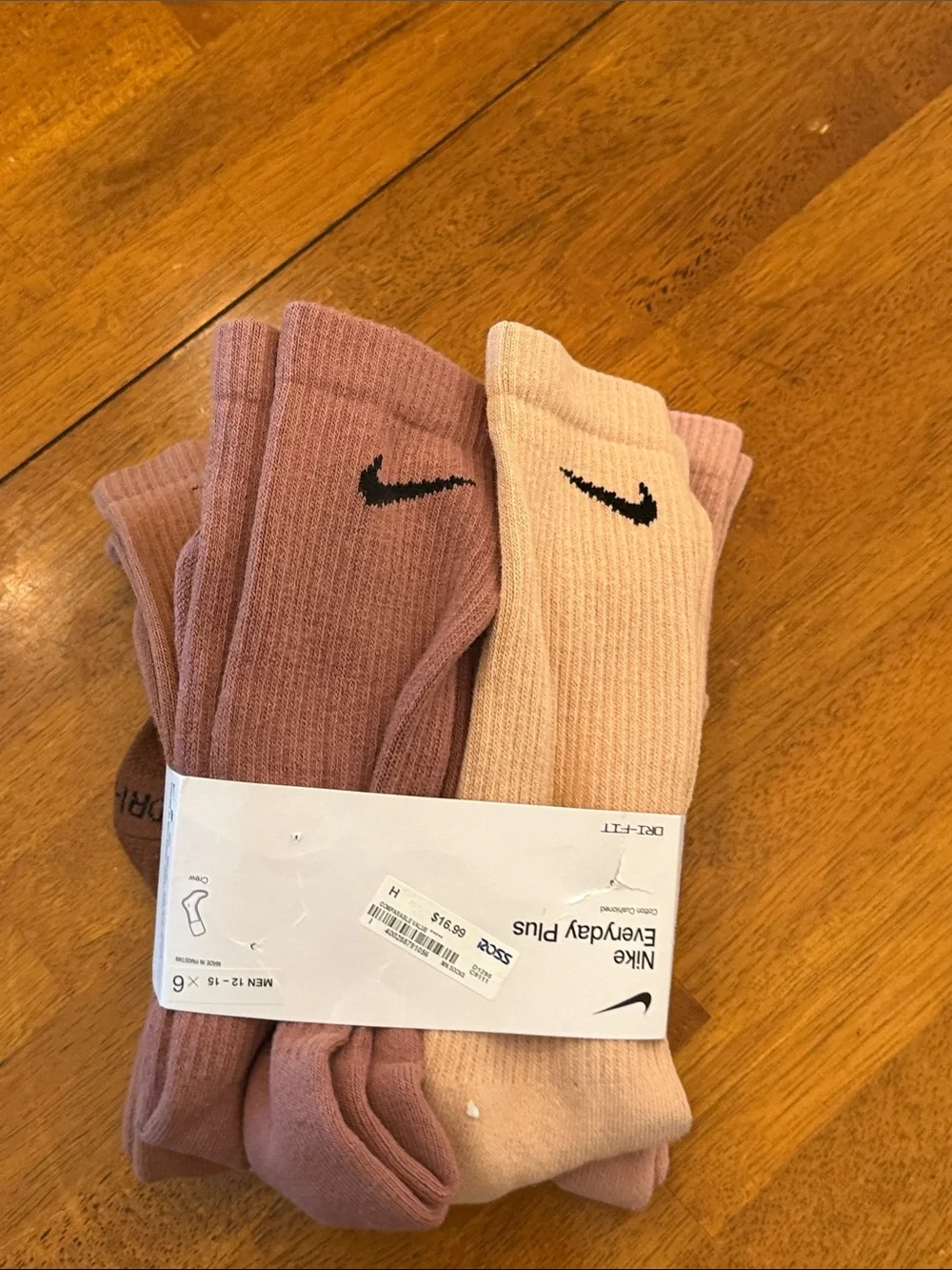Nike Crew Socks - Dusty Rose & Pale tan